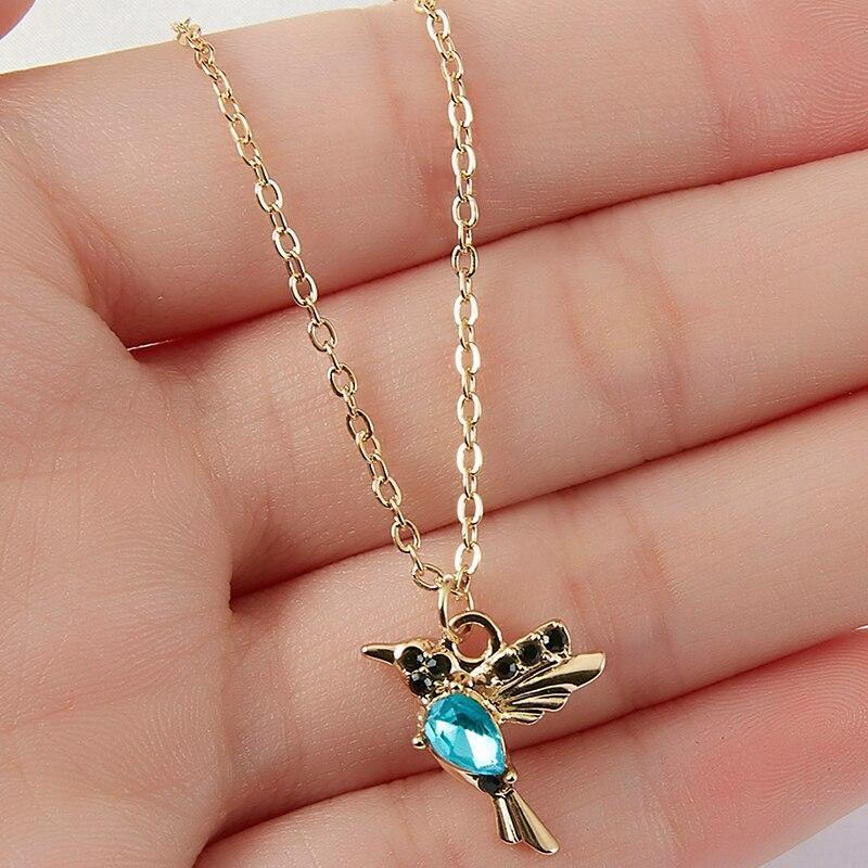 Jada – Hummingbird Necklace in Enamel & Zirconium
