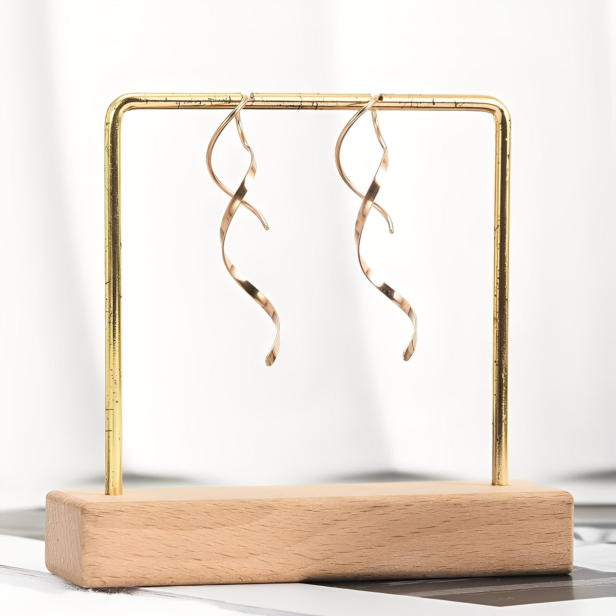Mel – Earrings Spirals Gold