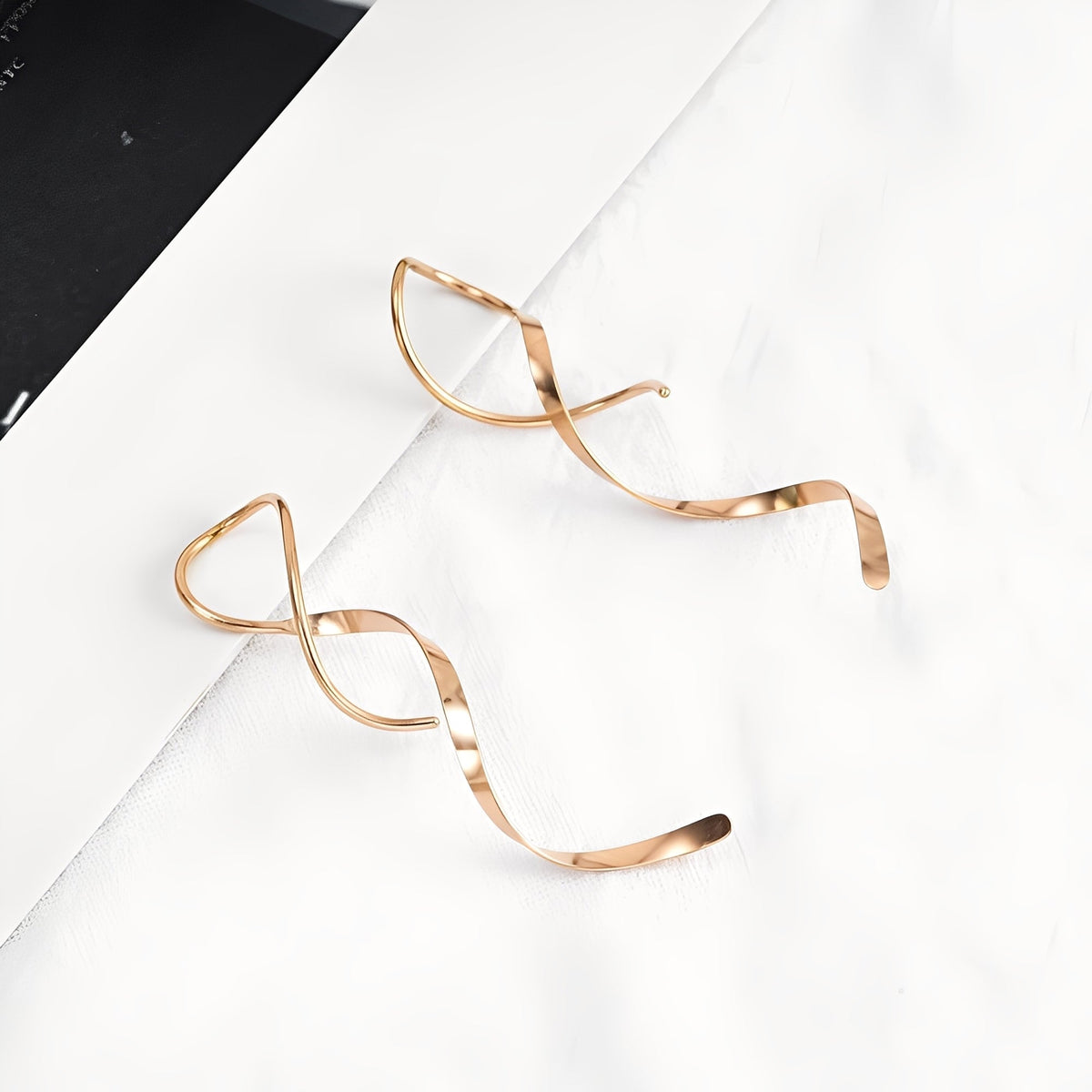Mel – Earrings Spirals Gold