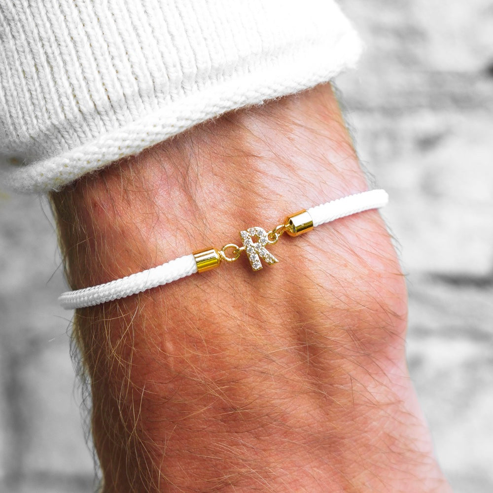 Calla – Adjustable Bracelet Featuring Engraved Initial