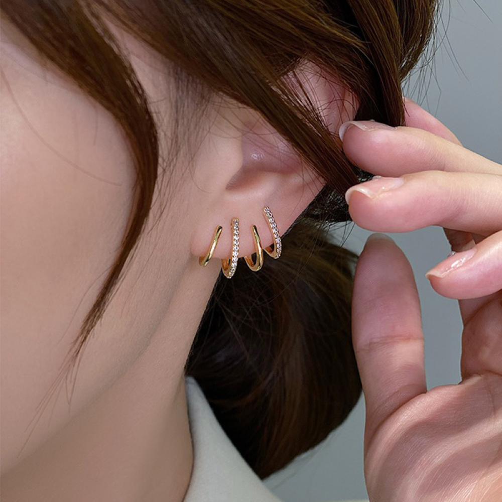 Four-Pointed Zirconia - Inlay Huggie Earrings