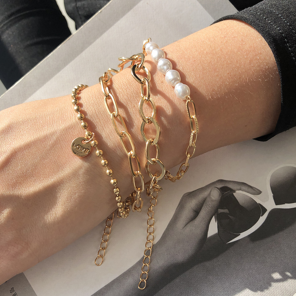3-piece golden pearl bracelet - oversized chain set