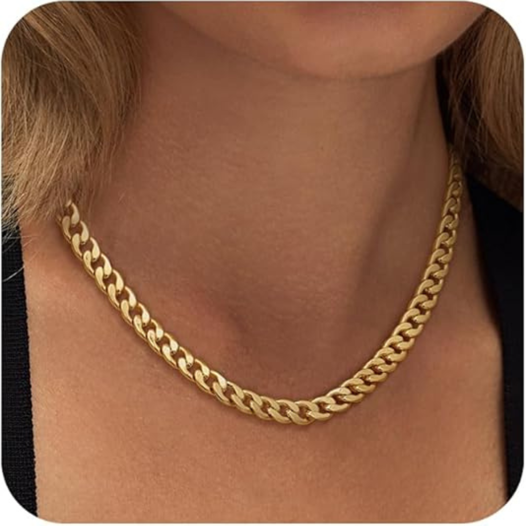 Anabel – Necklace Featuring Golden Accents