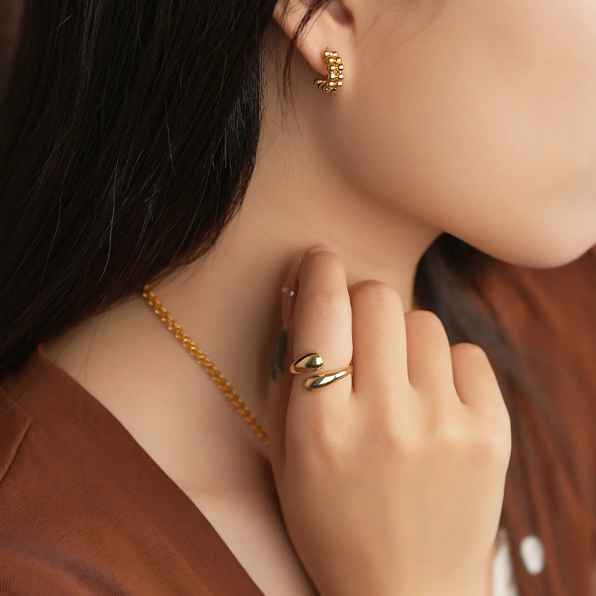 Cora – Gold Minimalist Elegant Ring