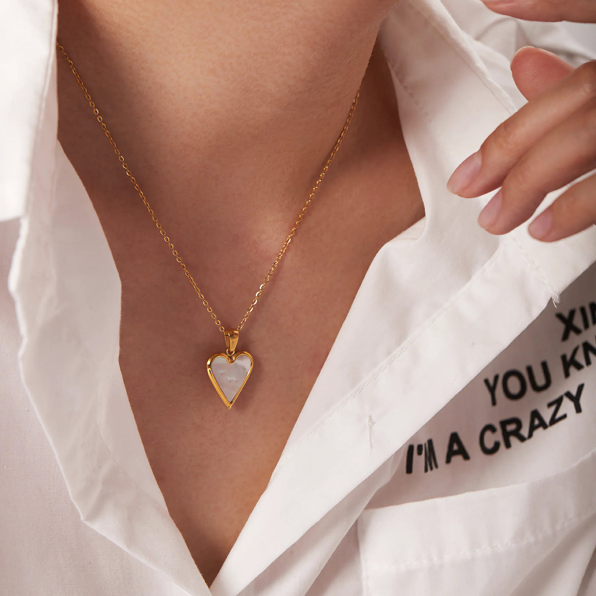 Blythe – Elegant Heart Necklace