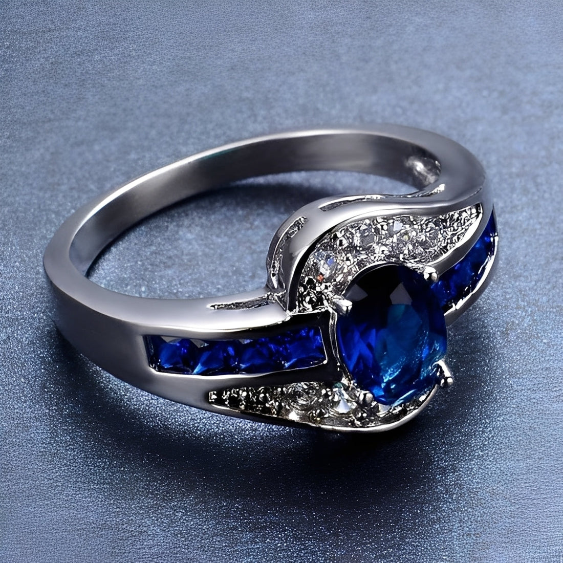 Diane – Ring Featuring a Blue Sapphire