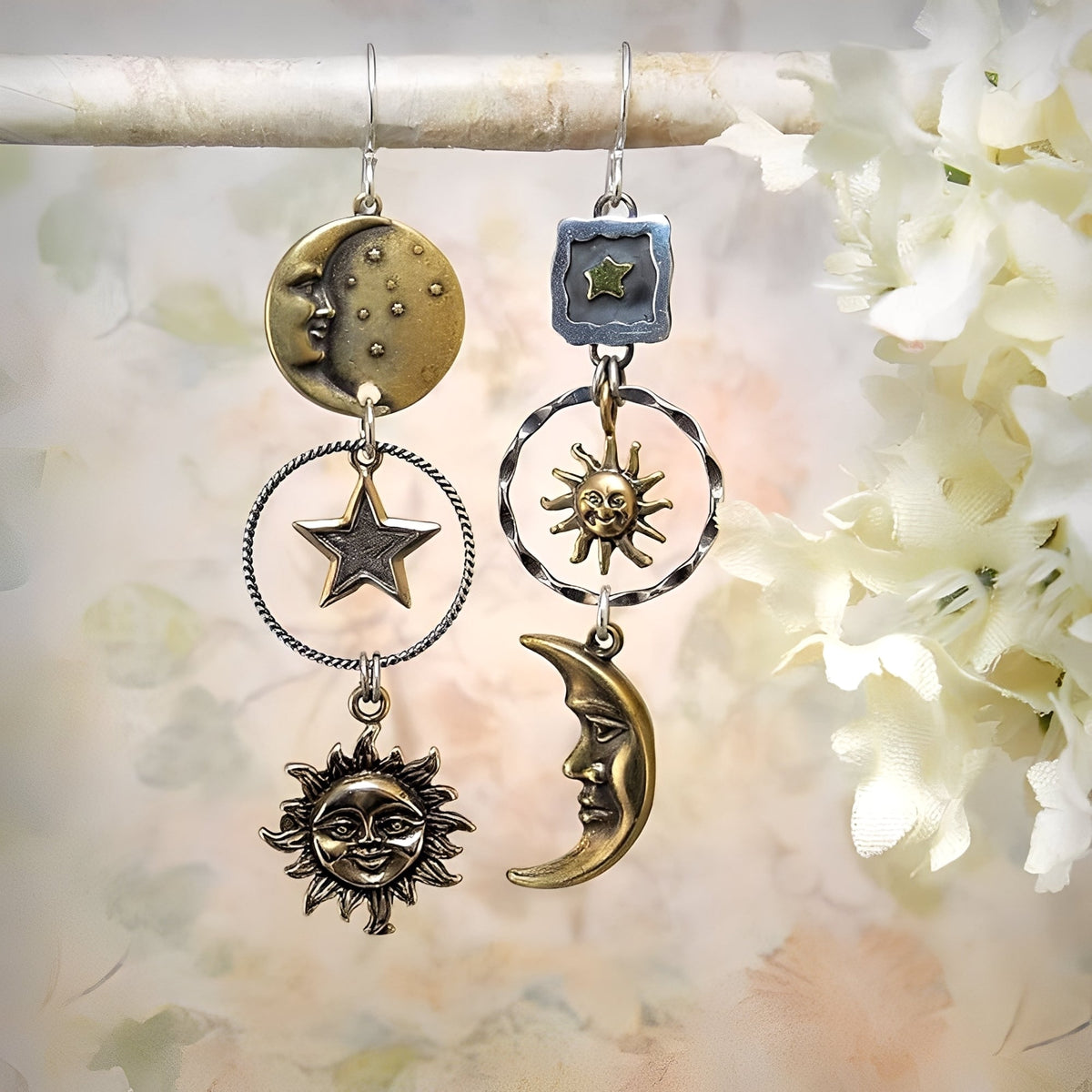 Janna – Sun and Moon Earrings
