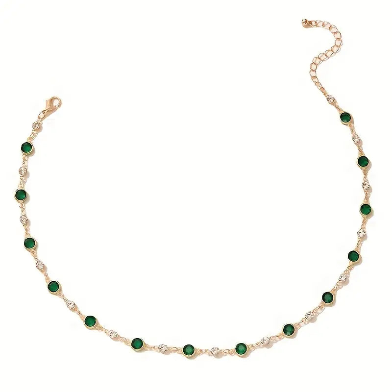 Esmeralda – Pendant Necklace in Green Emerald