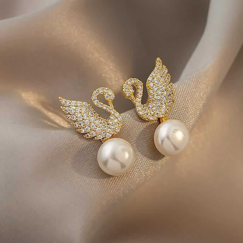 Swan Stud Earrings - Pearl Swan Earrings