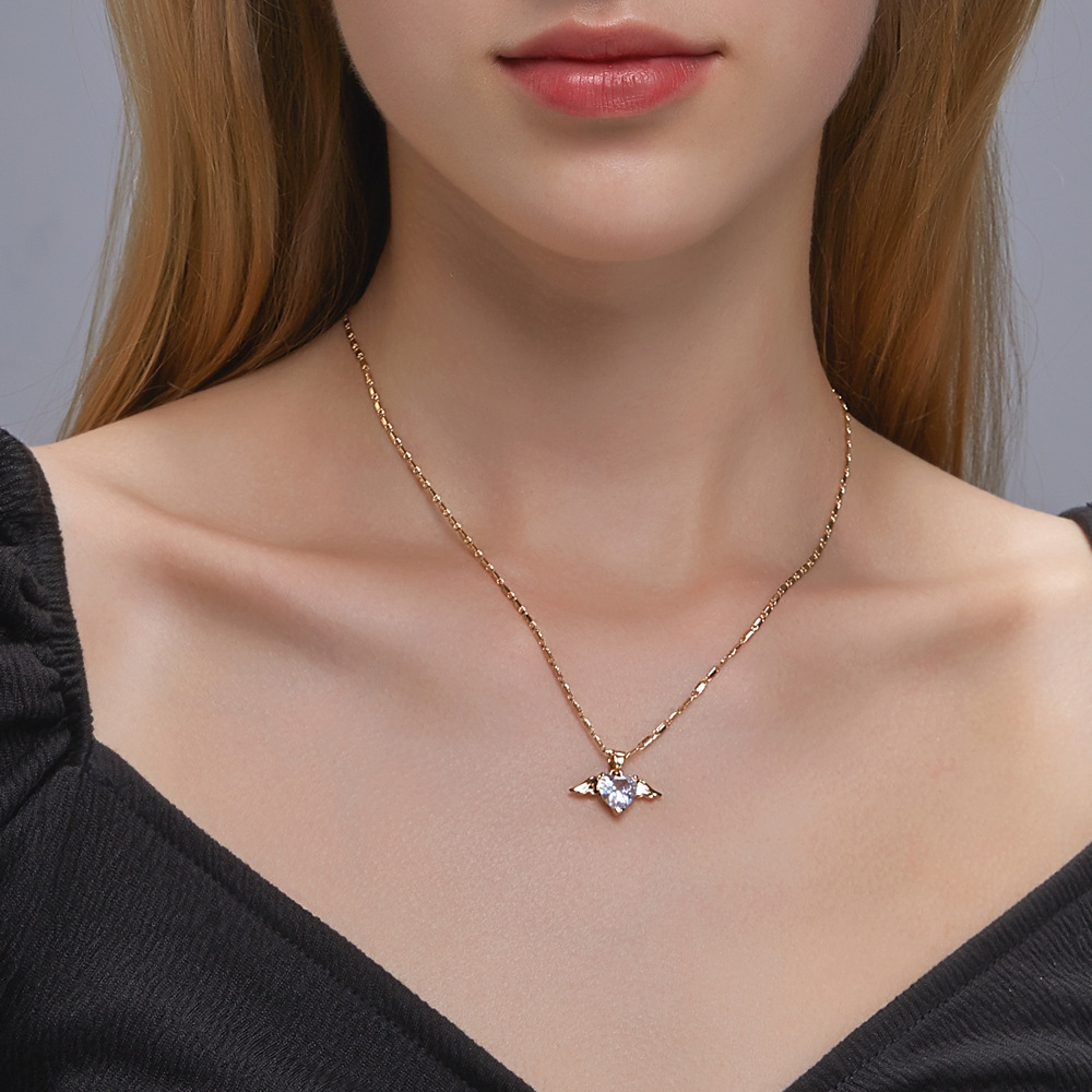 Love Wings Necklace - Chain Hearts & Wings