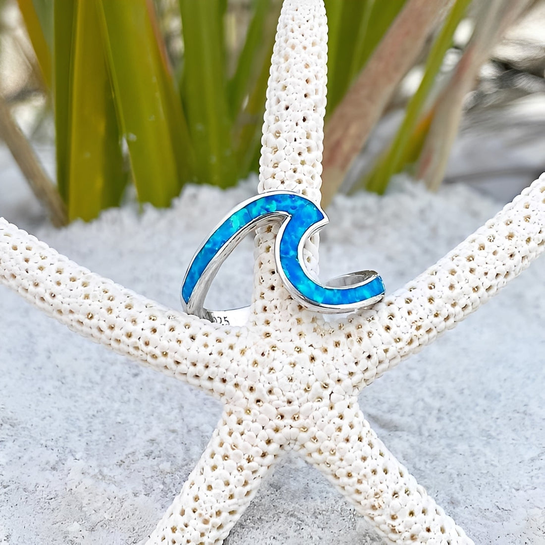 Neri – Wave Ring Silver & Opal