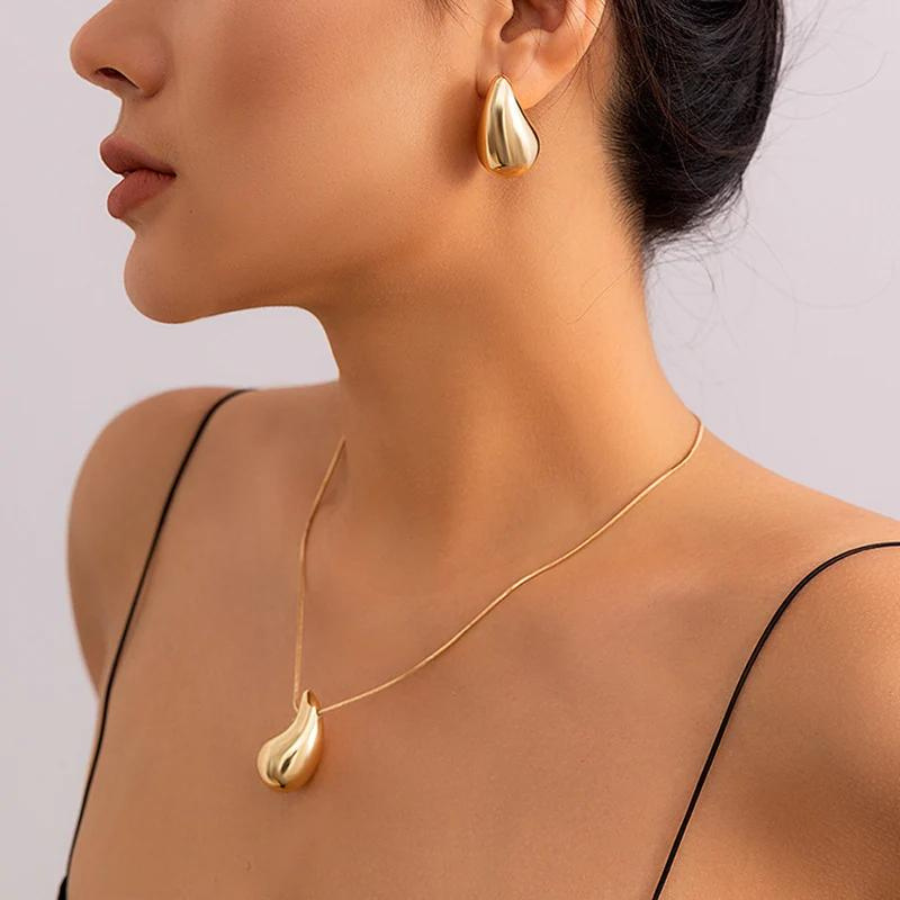 Oversized Water Drop Necklace - Gold-Plated Necklace with Water Drop Pendant