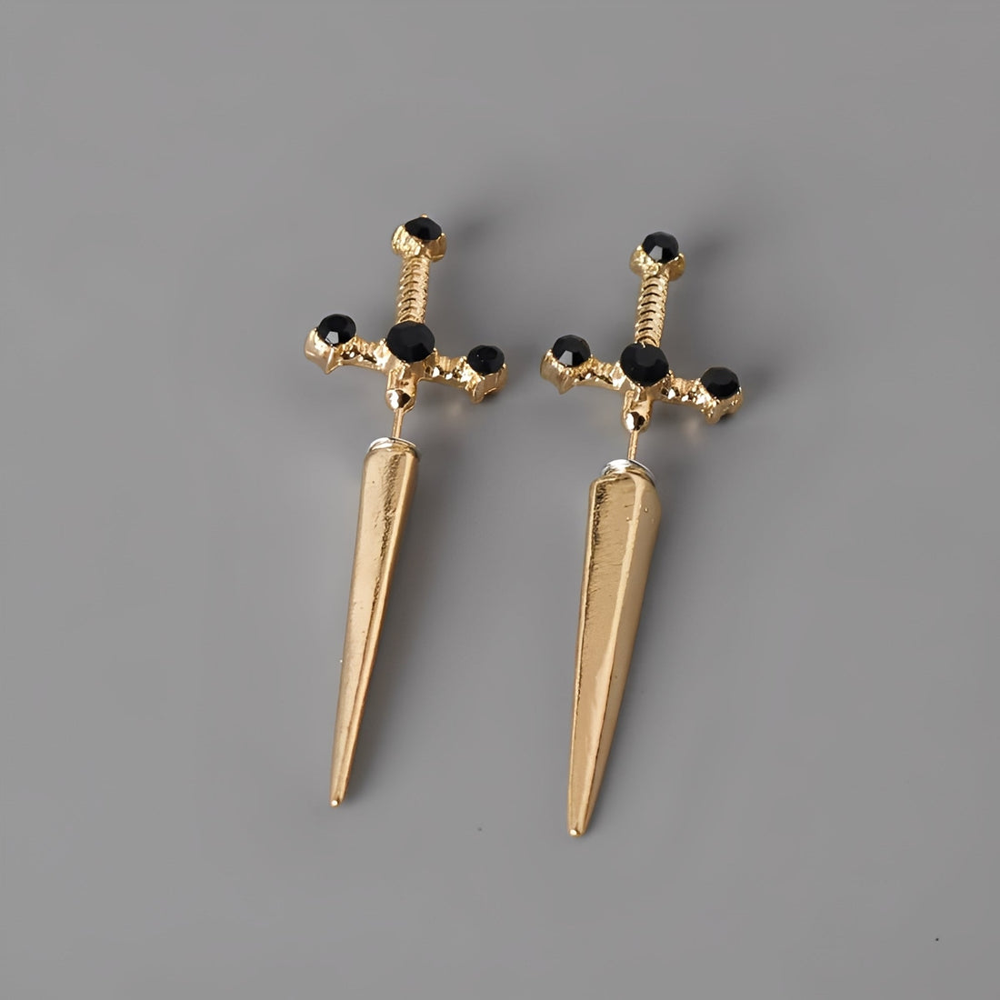 Lionore – Gothic Sword Earrings