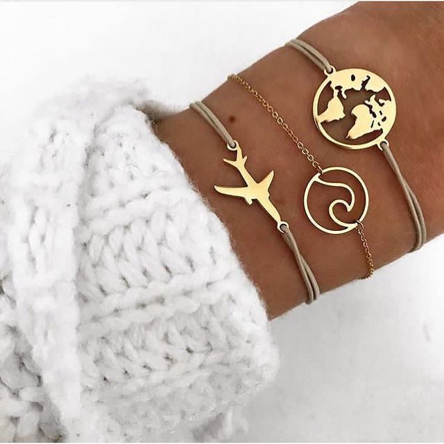 Alora – Trendy Set of Bracelets in Lime Shade