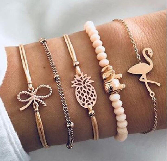 Alora – Trendy Set of Bracelets in Lime Shade