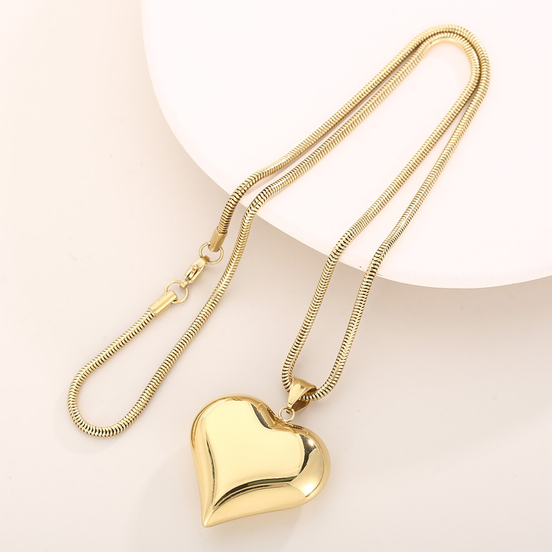 Large Heart - Affectionate Necklace