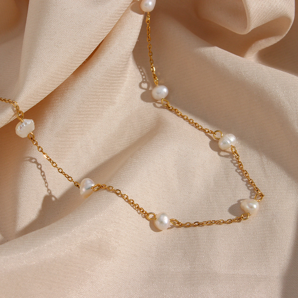 Gold Pearl Necklace - Daily Necklace