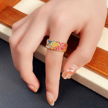 Isolde – Ring with Hand-Painted Floral Motifs