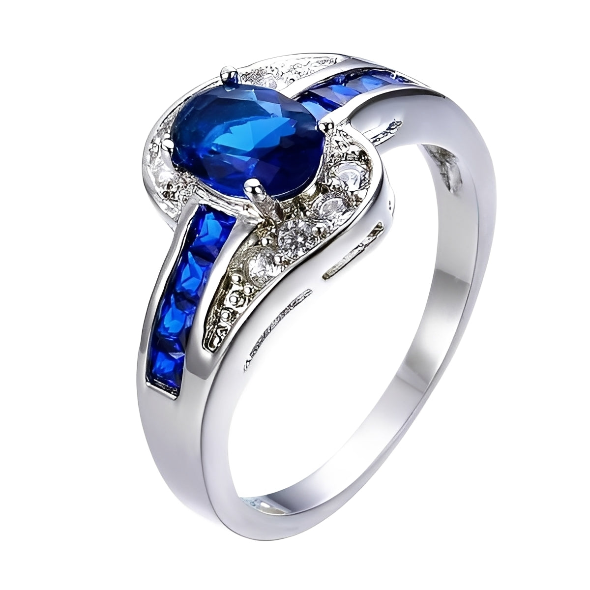 Diane – Ring Featuring a Blue Sapphire