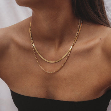 Nicole – Layered Golden Necklace