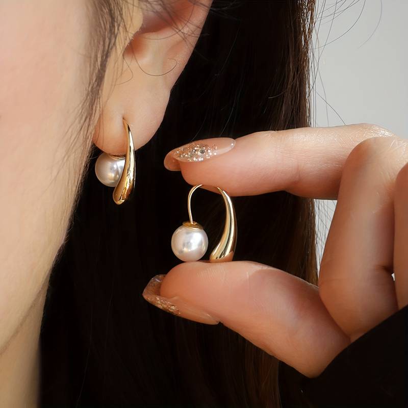 Pearl Water Drop Earring - Water Drop Earring with Pearl Clasp