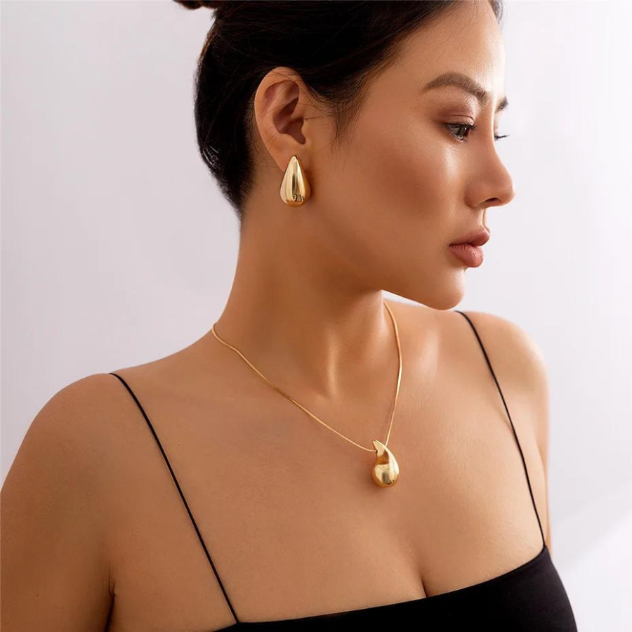 Oversized Water Drop Necklace - Gold-Plated Necklace with Water Drop Pendant