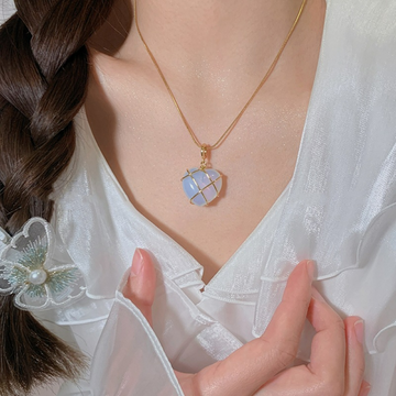 Heart Shaped Gem Necklace - Royal Heart Necklace