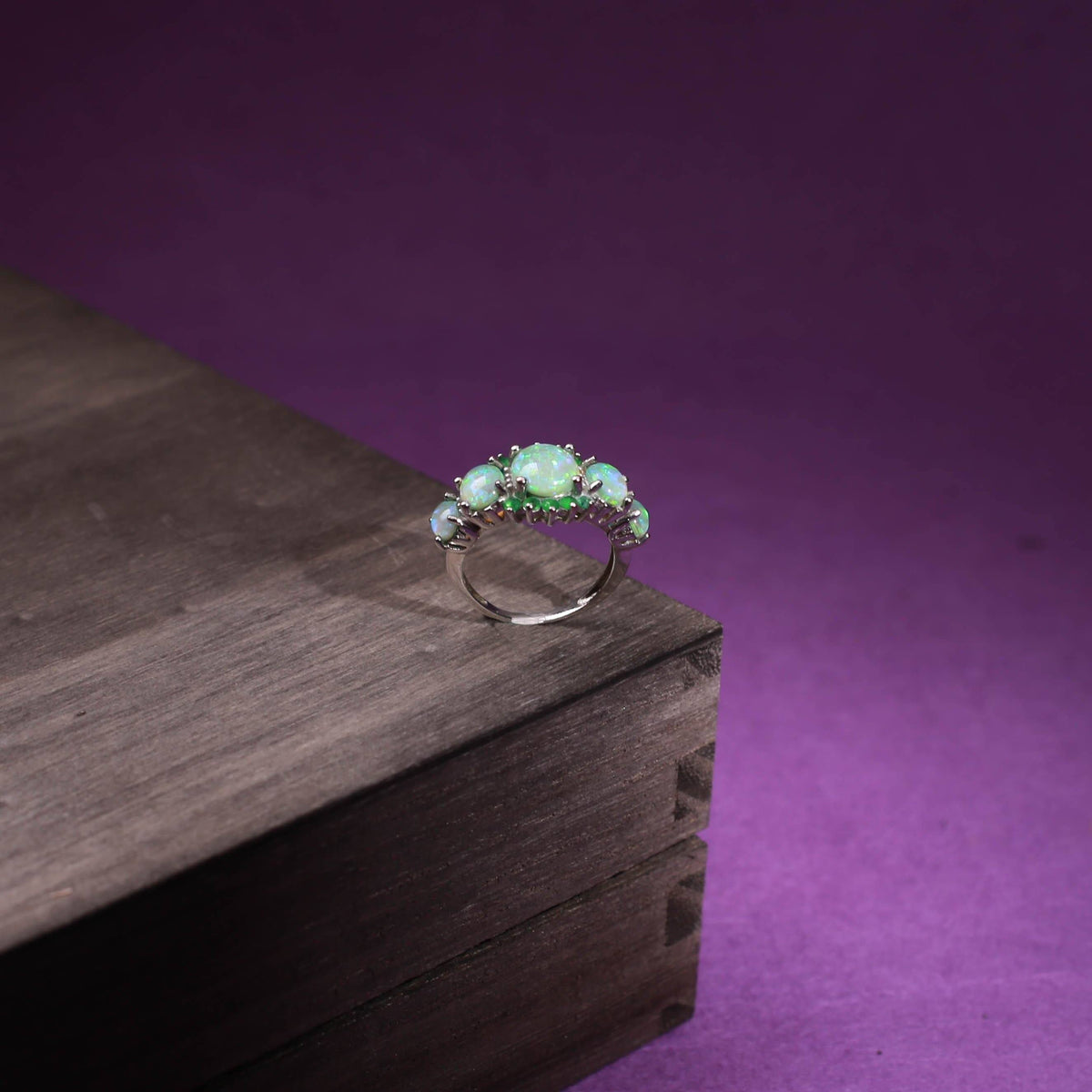 Toni – Ring Green Opal & Emerald