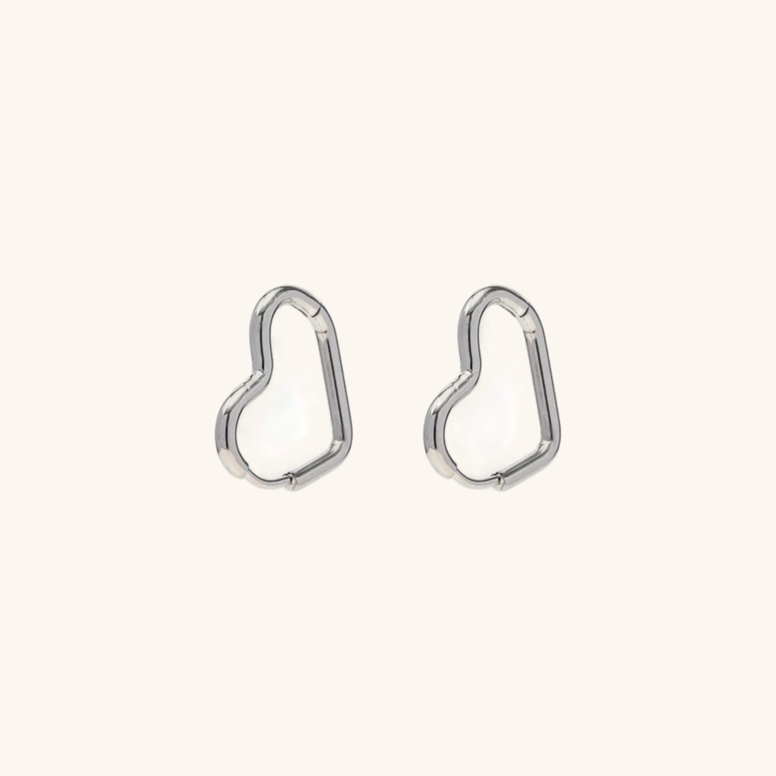 Liana – Heart Earrings