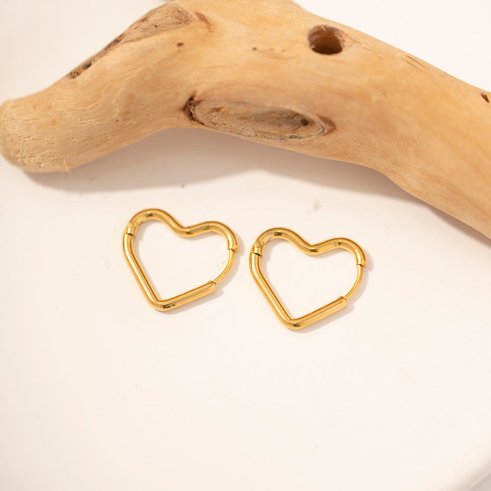 Liana – Heart Earrings
