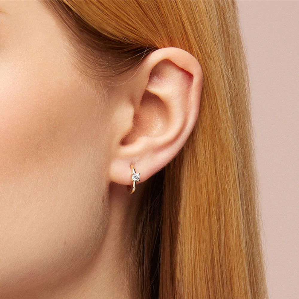 Aurielle – Elegant Solitaire Earrings