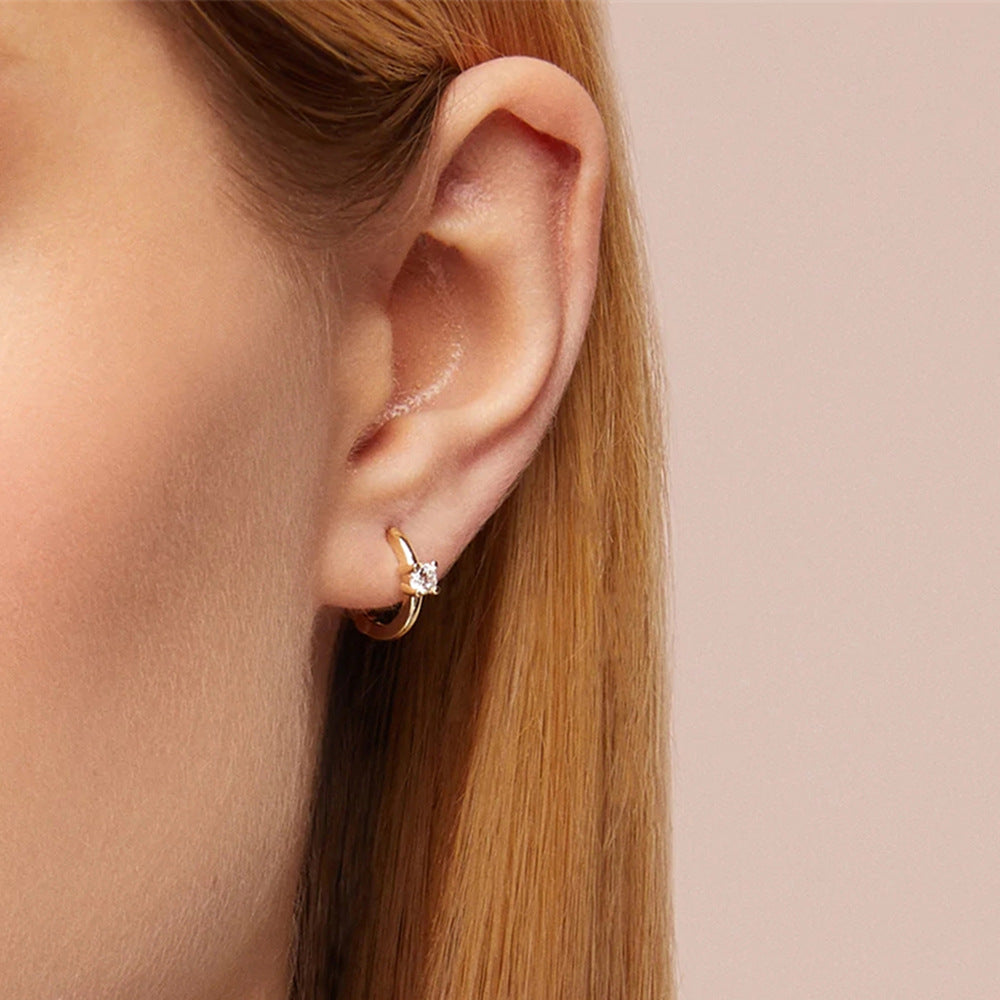 Aurielle – Elegant Solitaire Earrings