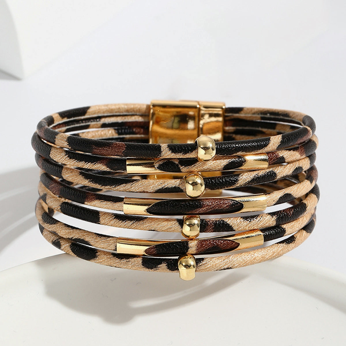 Margaux – Stylish Leopard Bracelet