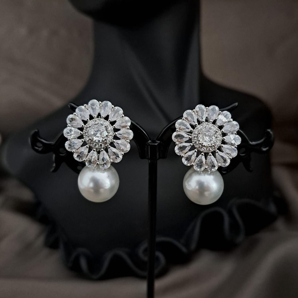 Fiona – Earrings featuring Pearl and Zircon for Women