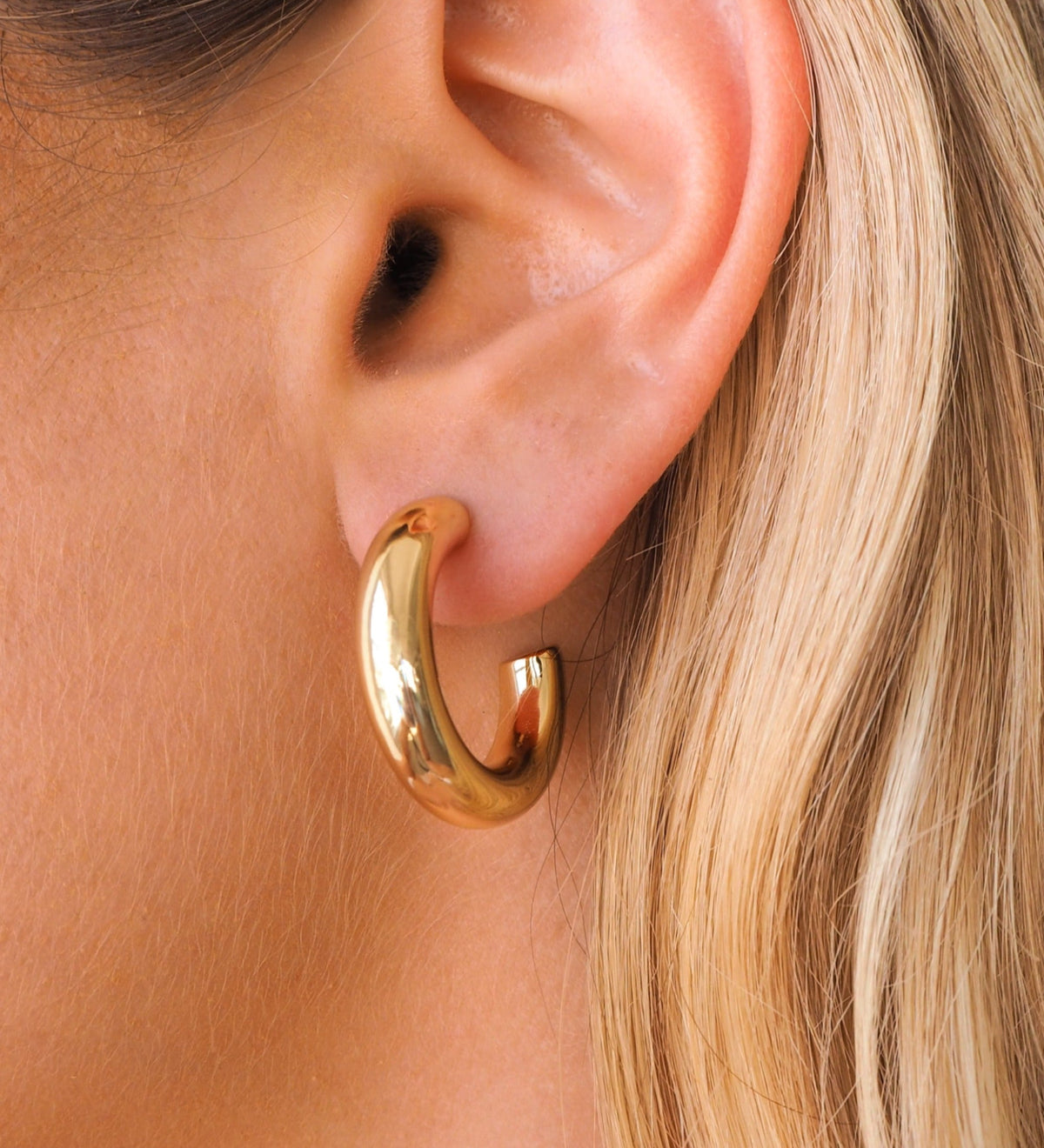 Mayra - Large Gold Hoops