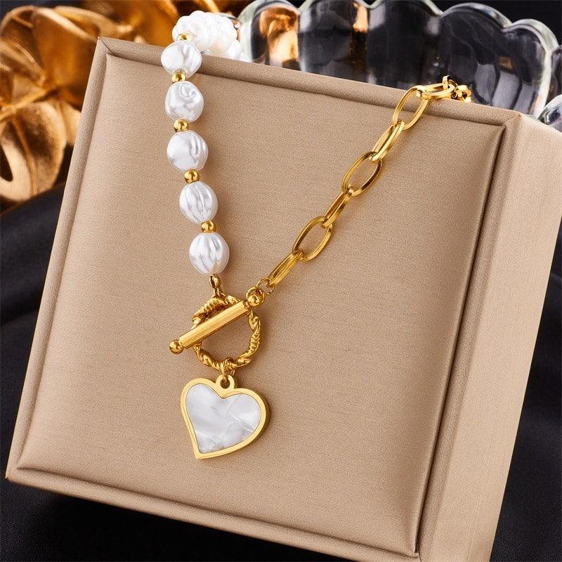 Cyrielle – Necklace Heart Pearl with OT Clasp