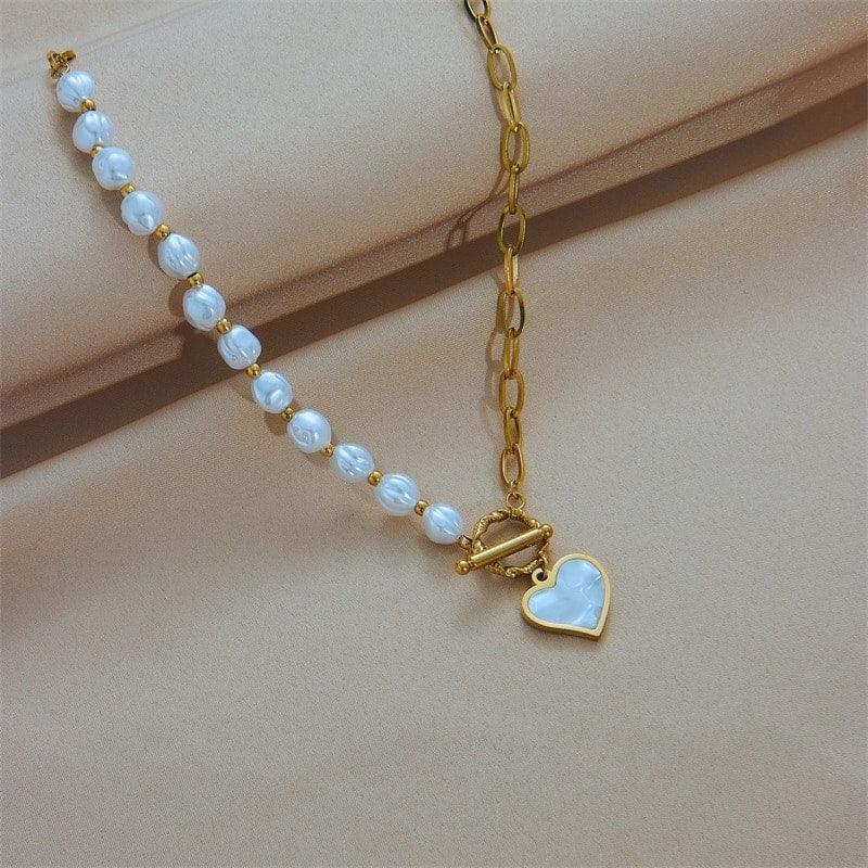 Cyrielle – Necklace Heart Pearl with OT Clasp