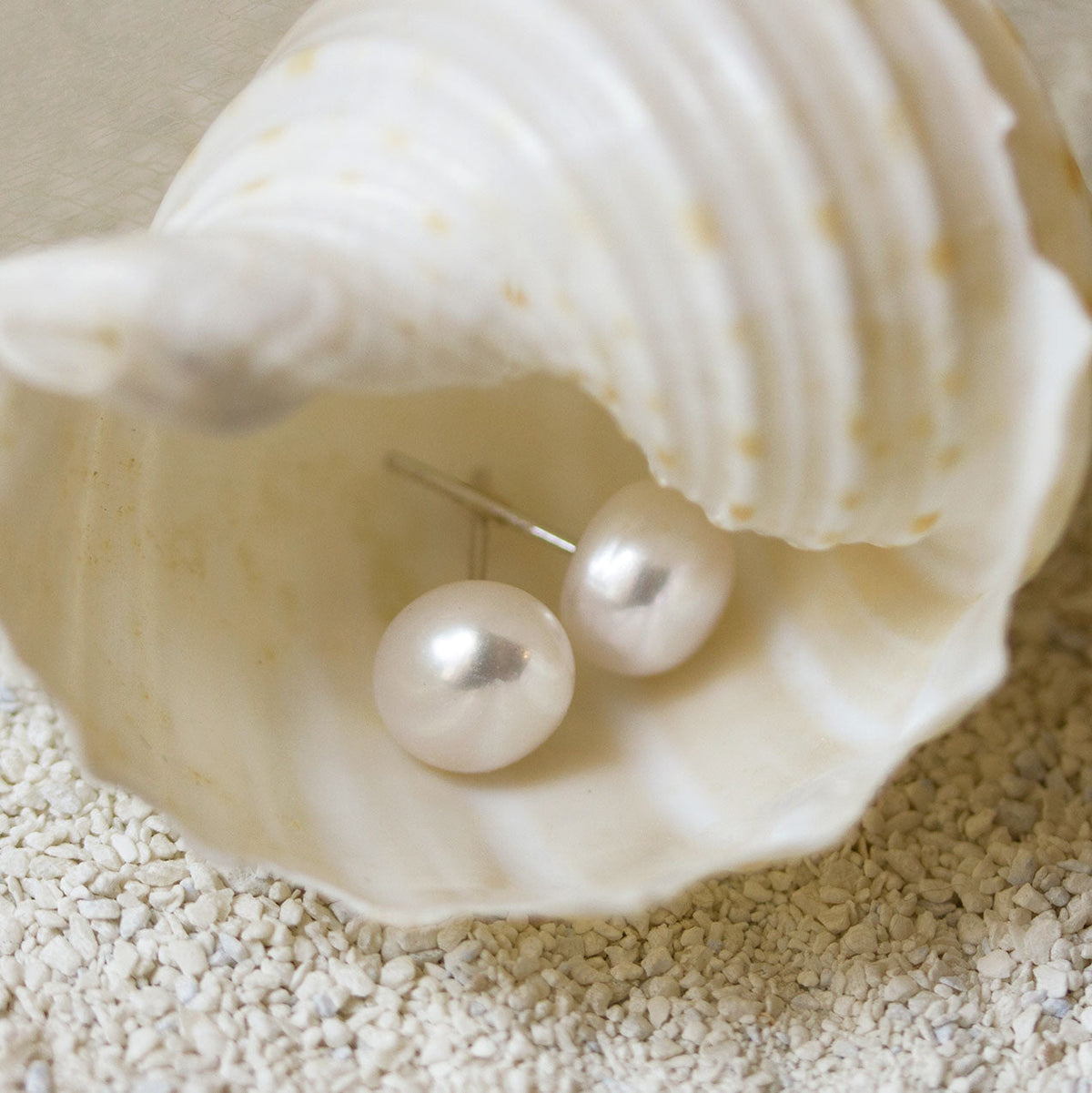 Aiko - Pearl Studs