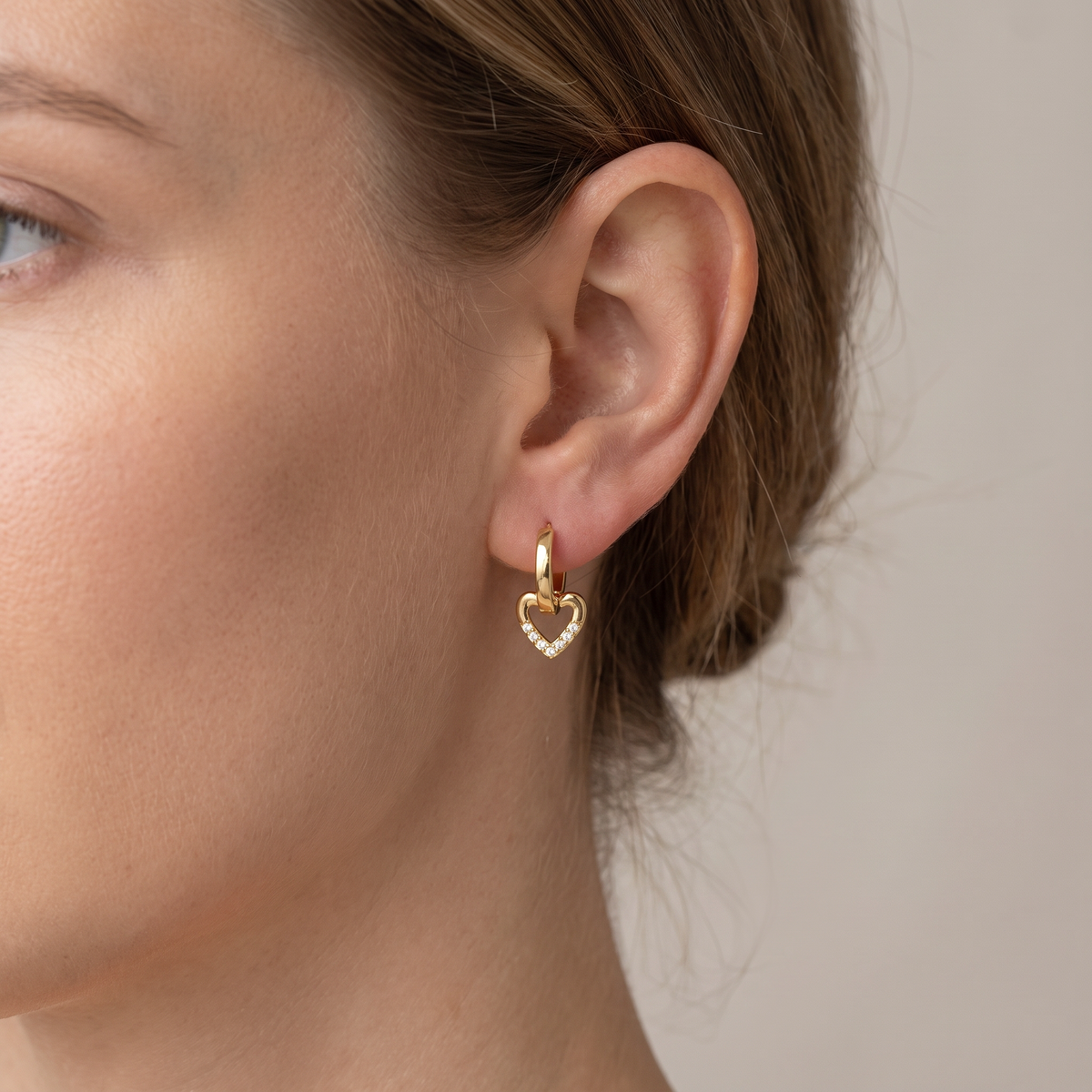 Ariane – Earrings Heart Circle