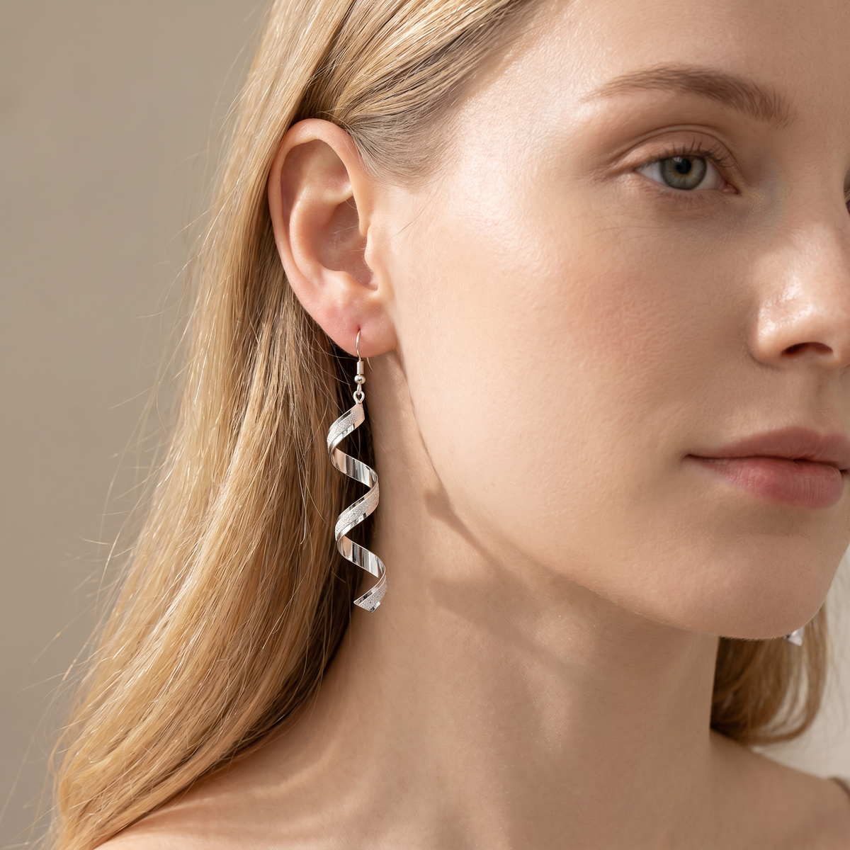 Jia – Dazzling Silver Spiral Earrings