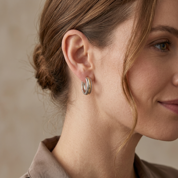 Lea – Silver hoops with golden line in vintage style