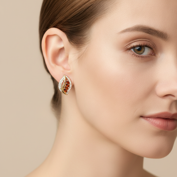 Isola – Earrings crafted from Gold