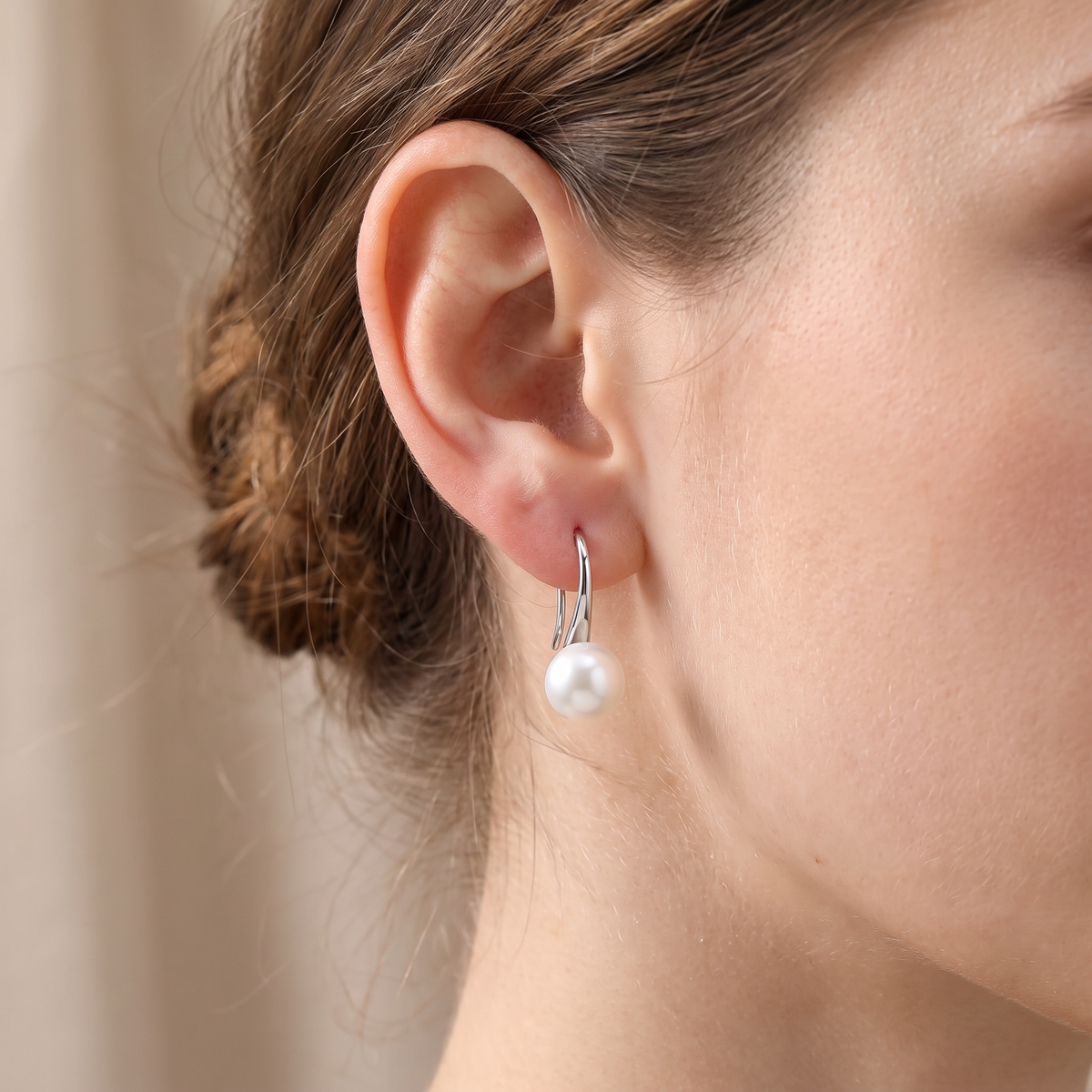 Jeanna – Stylish Earrings with Pearls