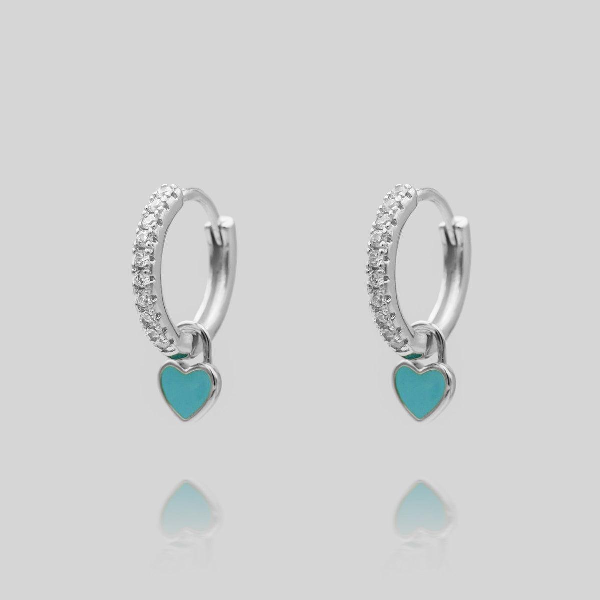 Gabby – Heart-Shaped Huggie Earrings