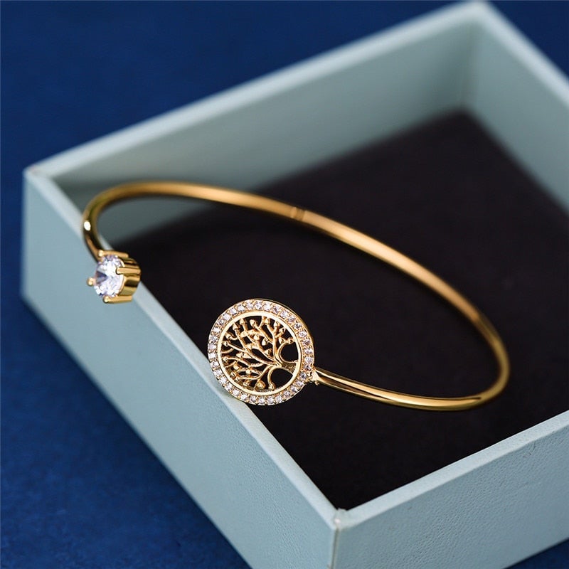 Elowen – Adjustable Bracelet with Tree of Life