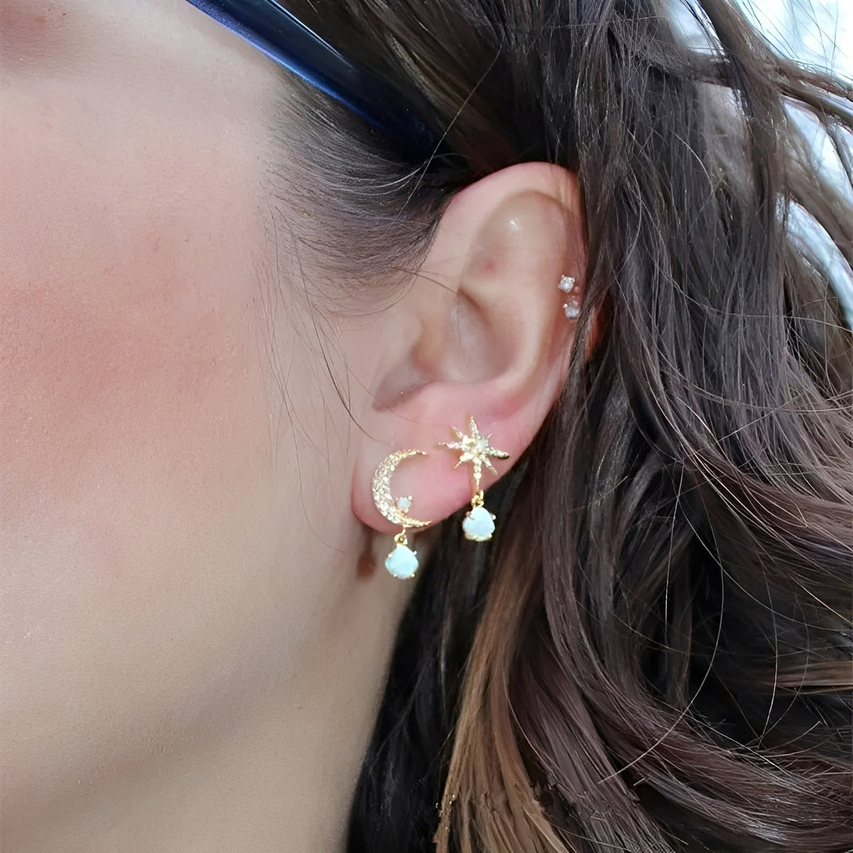 Astra – Golden Earrings Moon & Star in Opal