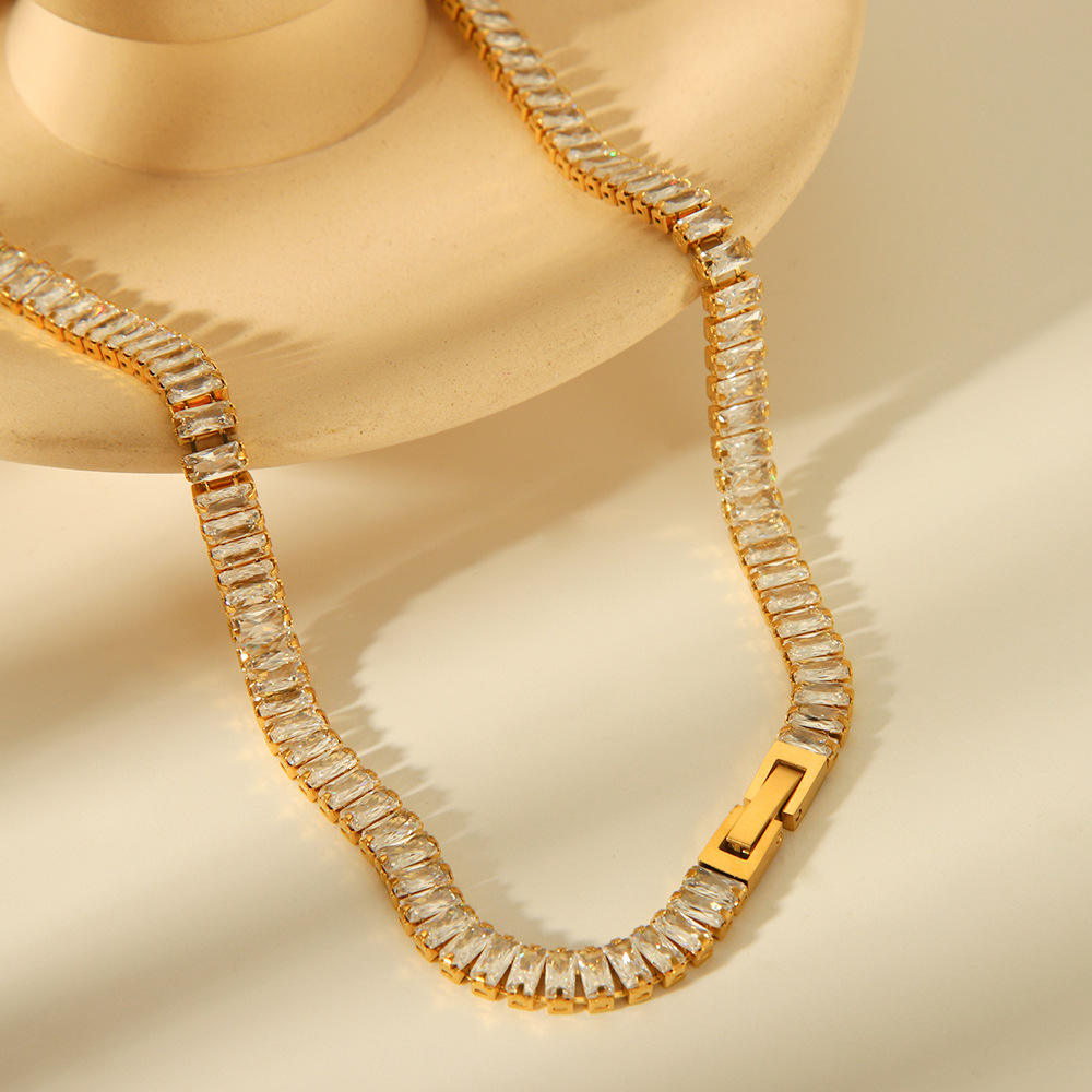 Nancy – Necklace Fully Set with Zircons