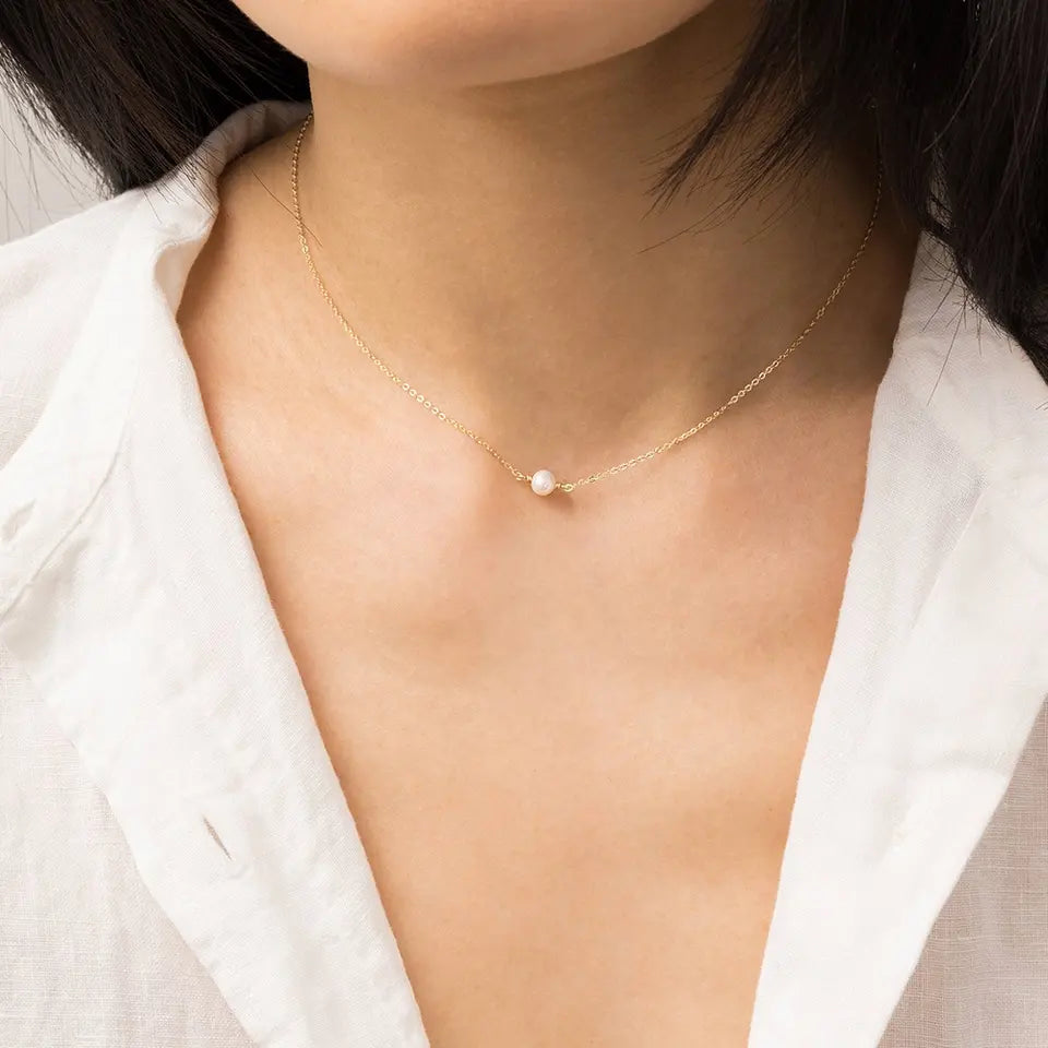 Marianne - Necklace with Freshwater Pearls