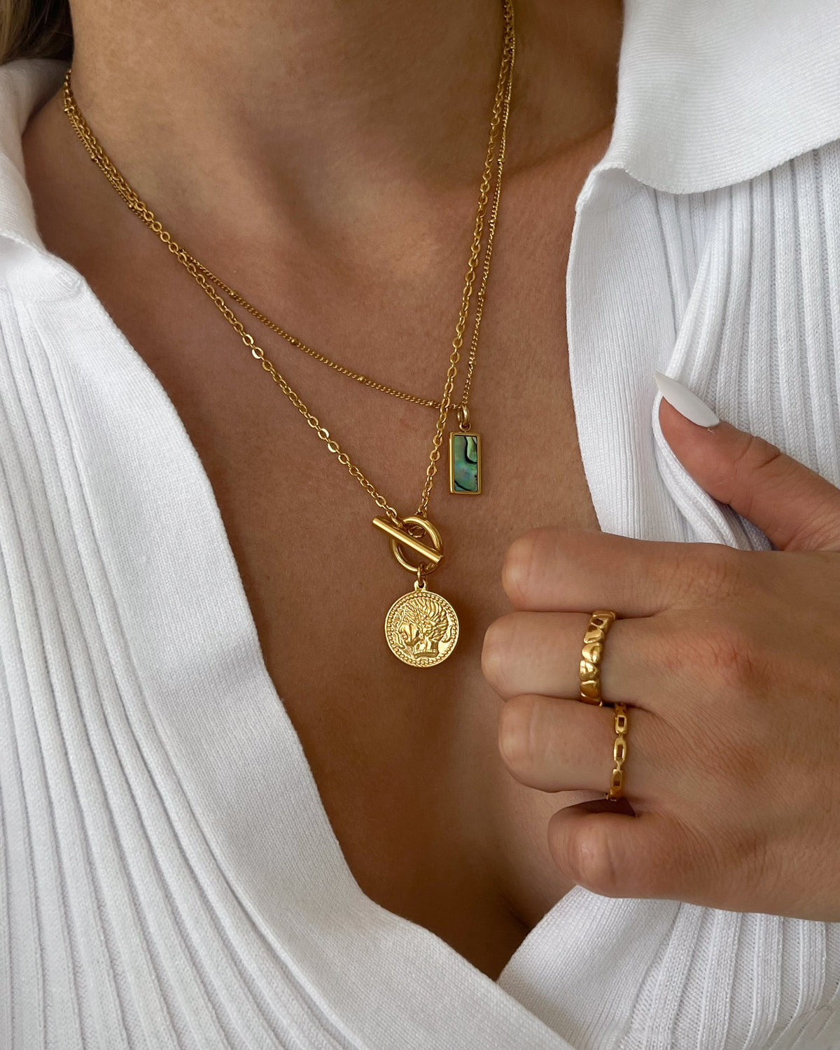 Havanna - Coin necklace featuring a clasp