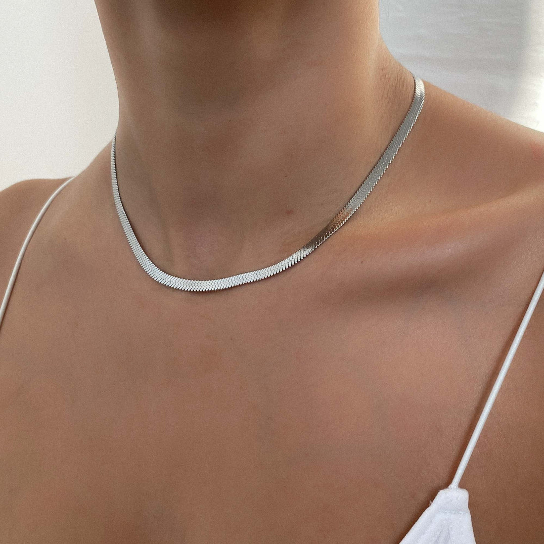 Juliette – Chic Chevron Necklace